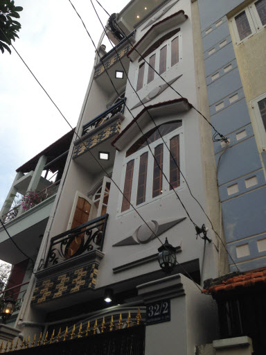 Bán nhà  mới đẹp hxh 4.5m đường Nguyễn Văn Đậu, P5, Phú Nhuận Dt 4x10 đúc 1 trệt, 3 lầu.