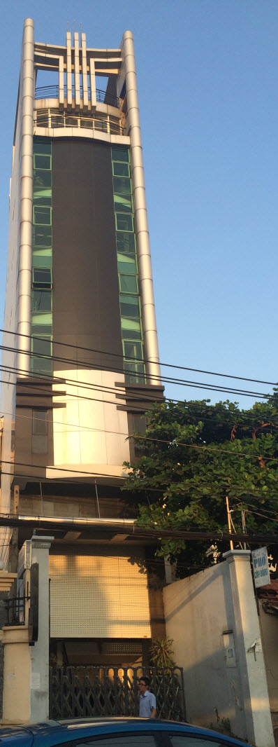 Bán nhà mặt tiền đường Nguyễn Xí , Bình Thạnh; 8 tầng; 5,78x36m; 212,1m2, giá 18 tỷ