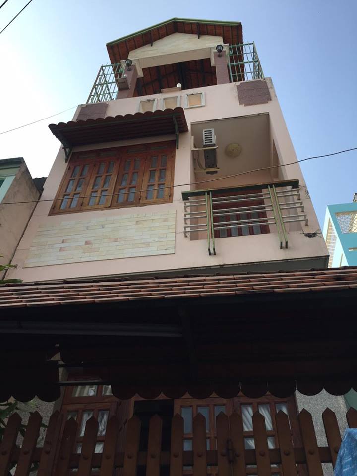 Bán nhà đường Ung Văn Khiêm ngay chợ phường 25 Bình Thạnh 4x16.5m 3 lầu 3.8 tỷ