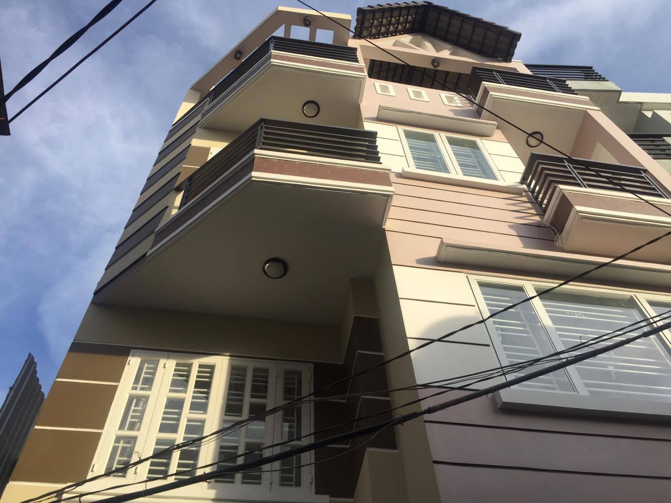 Bán nhà Phạm Văn Đồng phường 3 Gò Vấp 3.5x11m 3.5 lầu mới xây