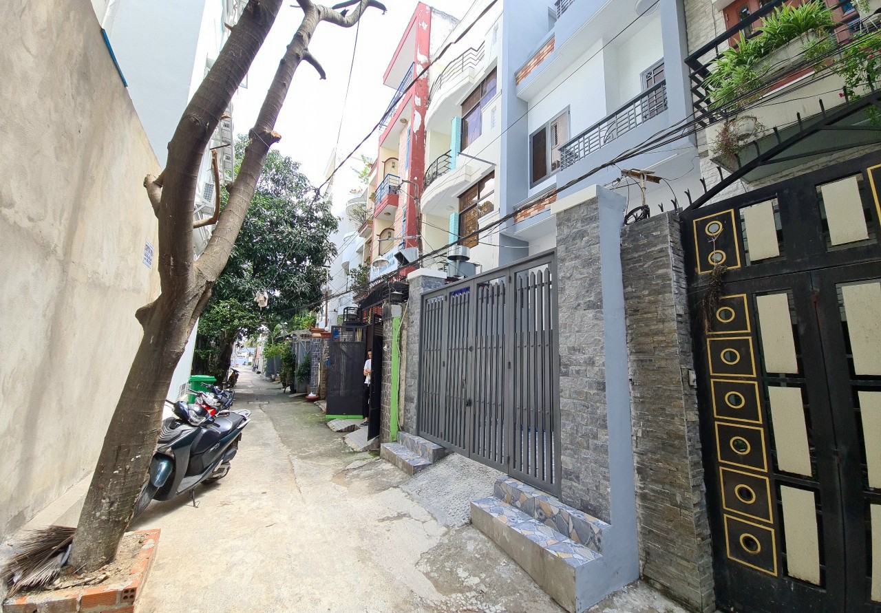Bán nhà Nơ Trang Long P13 Bình Thạnh 4x18m 2 lầu