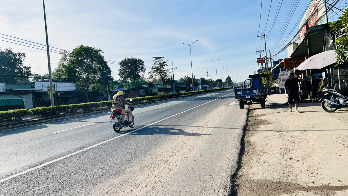 Đất mặt đường DT741 Hòa Lợi Bến Cát 15X85 cần bán gấp giá tốt